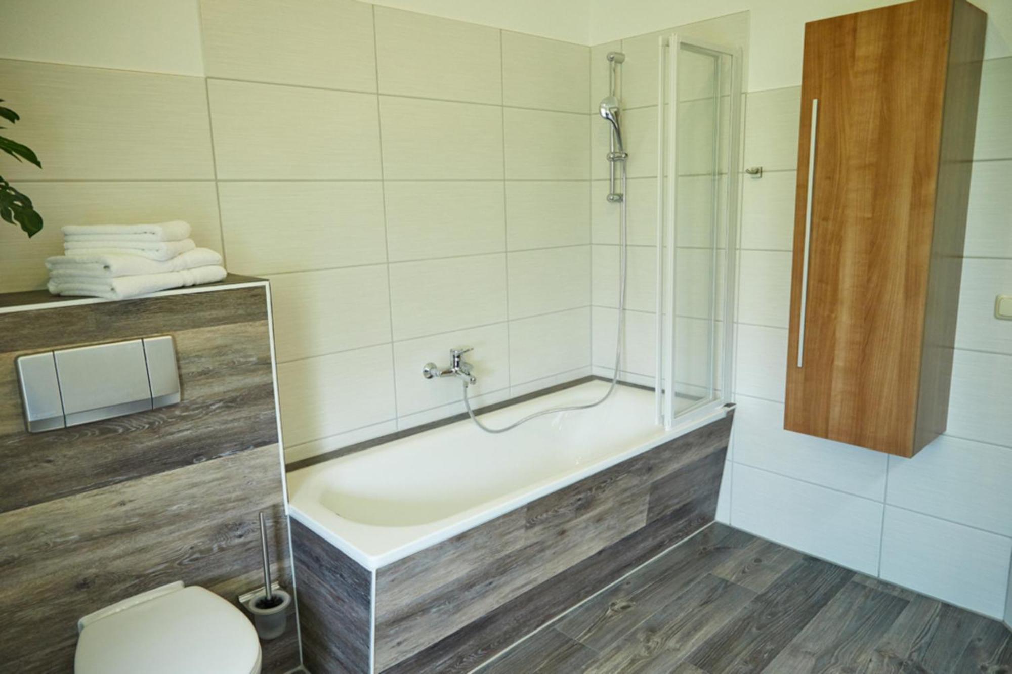 City-Apartment 1 Bernburg Buitenkant foto
